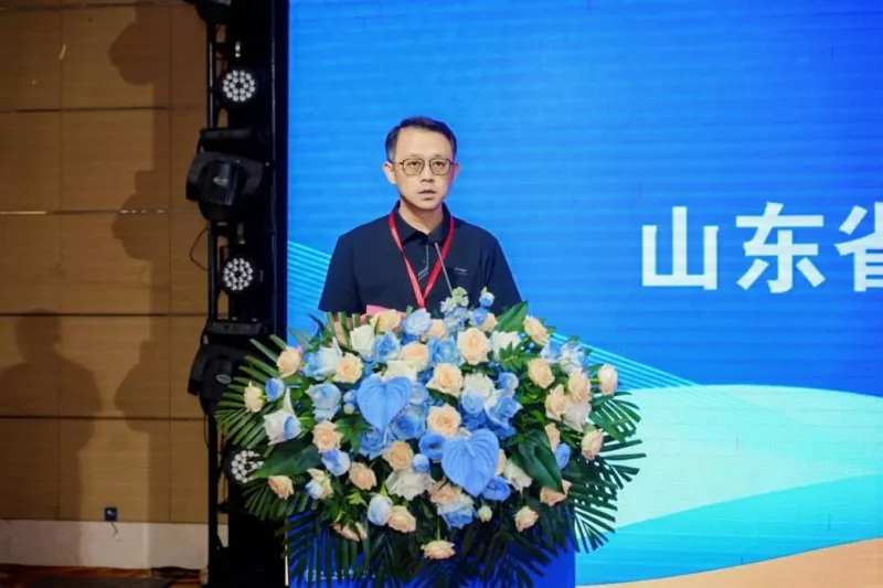 Foco no desenvolvimento global: Associação da Indústria de Estruturas Metálicas de Shandong realiza com sucesso conferência de intercâmbio de experiências sobre internacionalização industrial