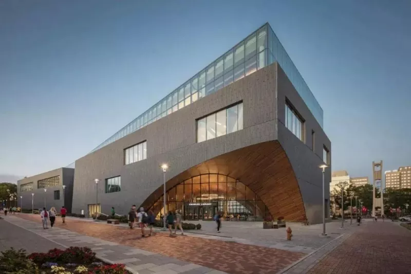 Construção de aço para armazenamento de livros