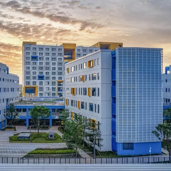 Escola de construção de aço de vários andares