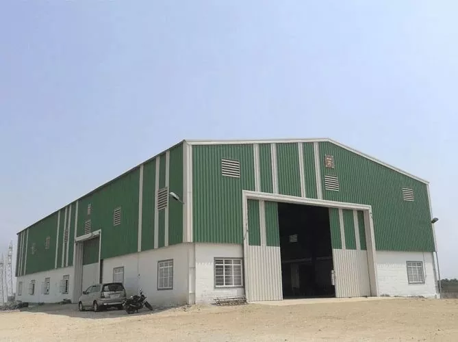 Edifício de armazém de metal pré-fabricado prático e bonito