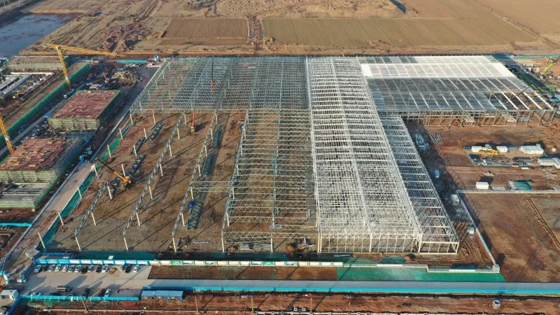 Construção de centro de distribuição de entrega expressa de aço