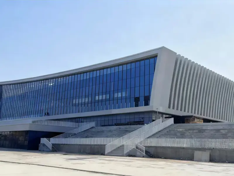 Ginásio Escolar de Estrutura Metálica