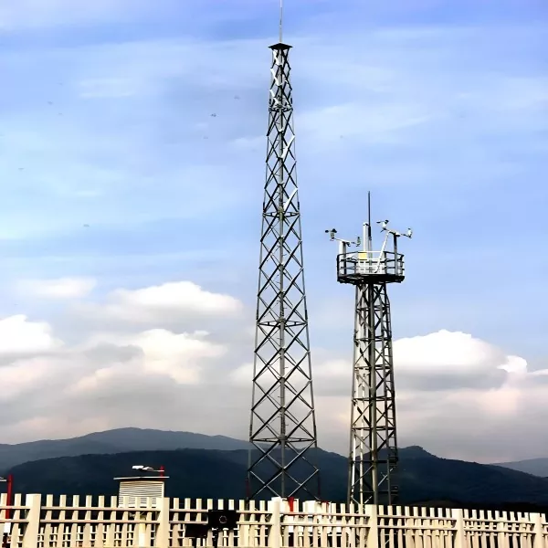 Torre de medição de vento em aço